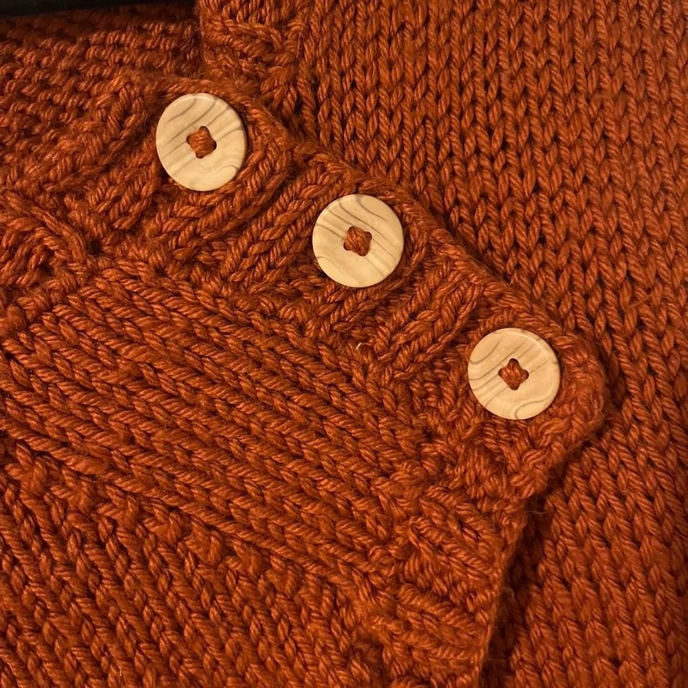 Handmade Crochet Burnt Orange Colored Sweater - Size: Medium - Picture 4 of 10